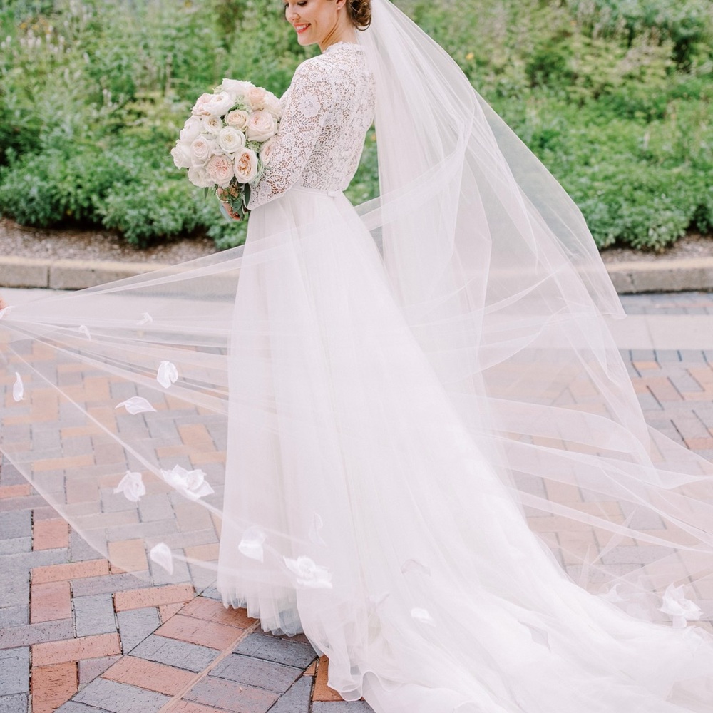 Wedding dress